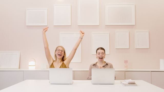 Voorbeeld van directe linkruil en ABC-linkruil tussen meerdere websites